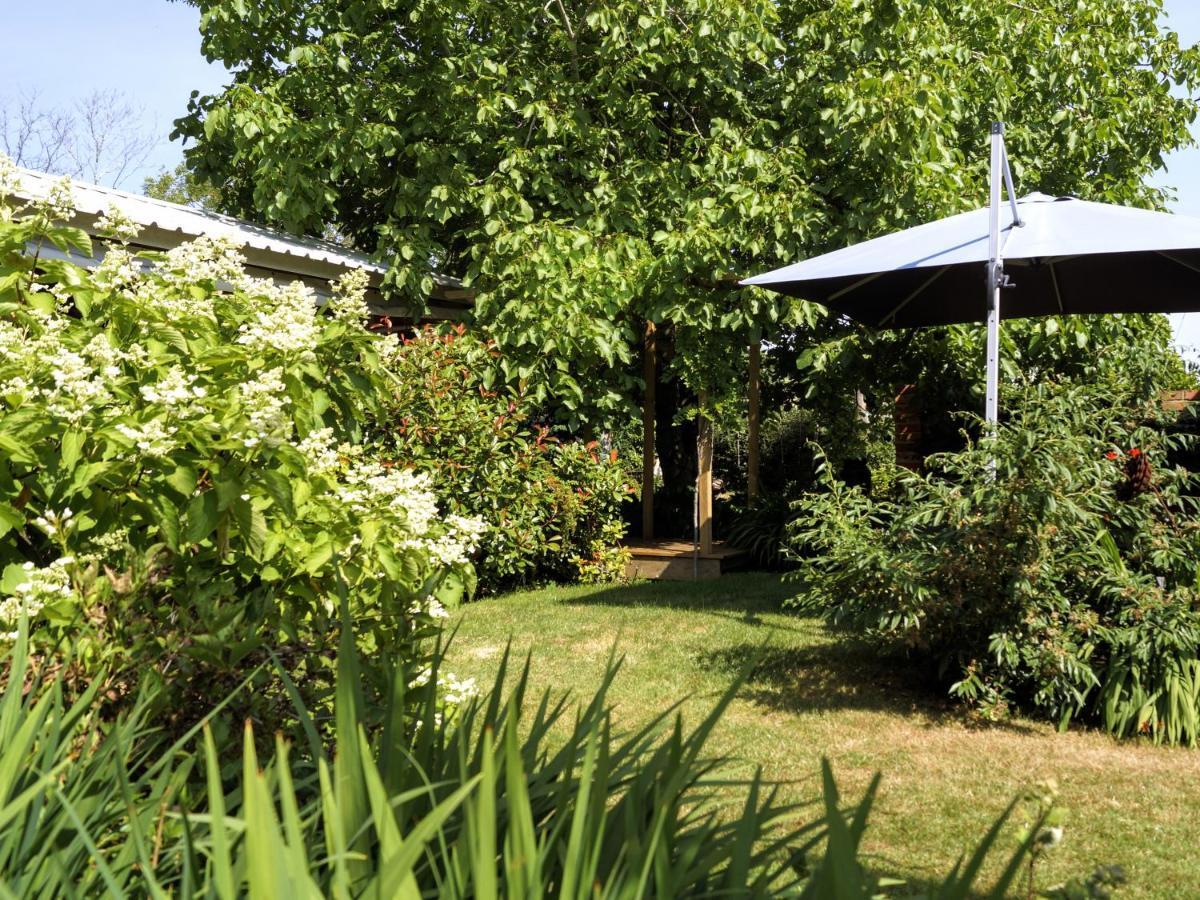 The Walnut, Meopham - A Private Retreat Rural Location Vila Exterior foto